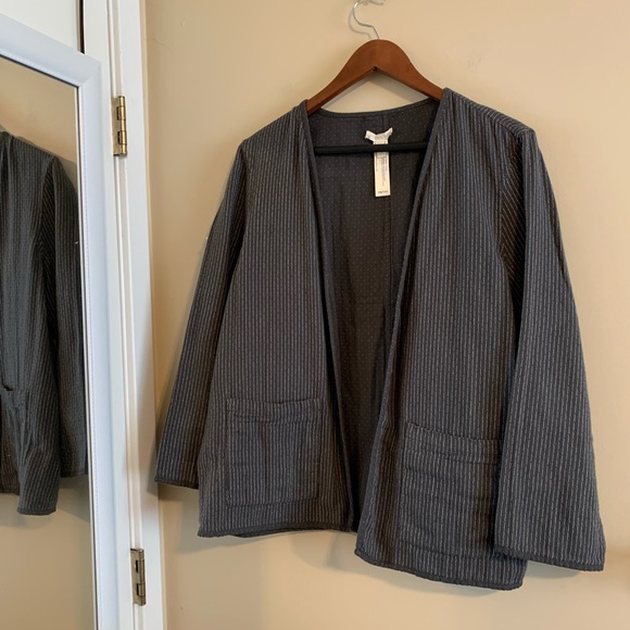 Stunning Eileen Fischer light weight jacket / cardigan . - Picture 2 of 5
